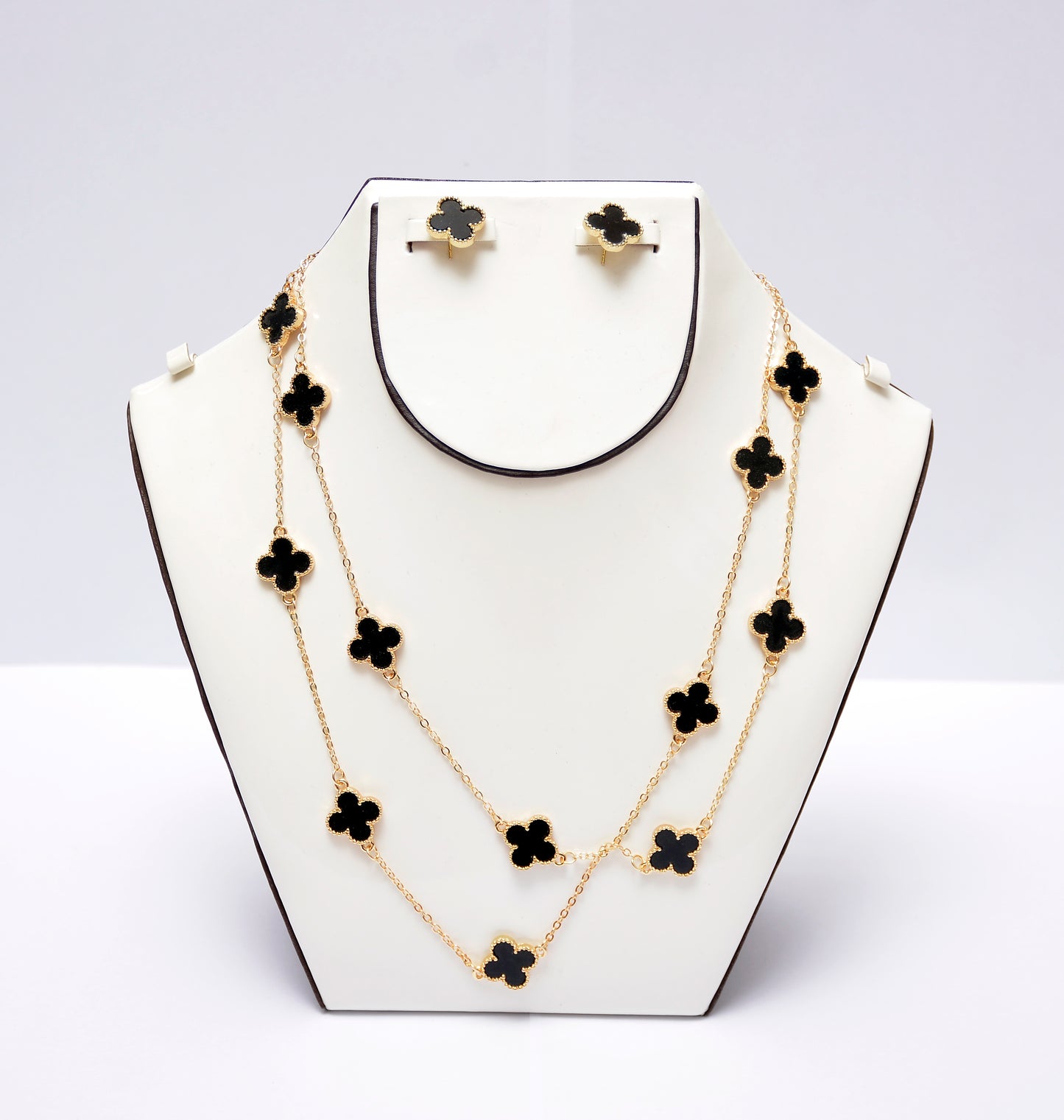 Timeless Clover Charm Set